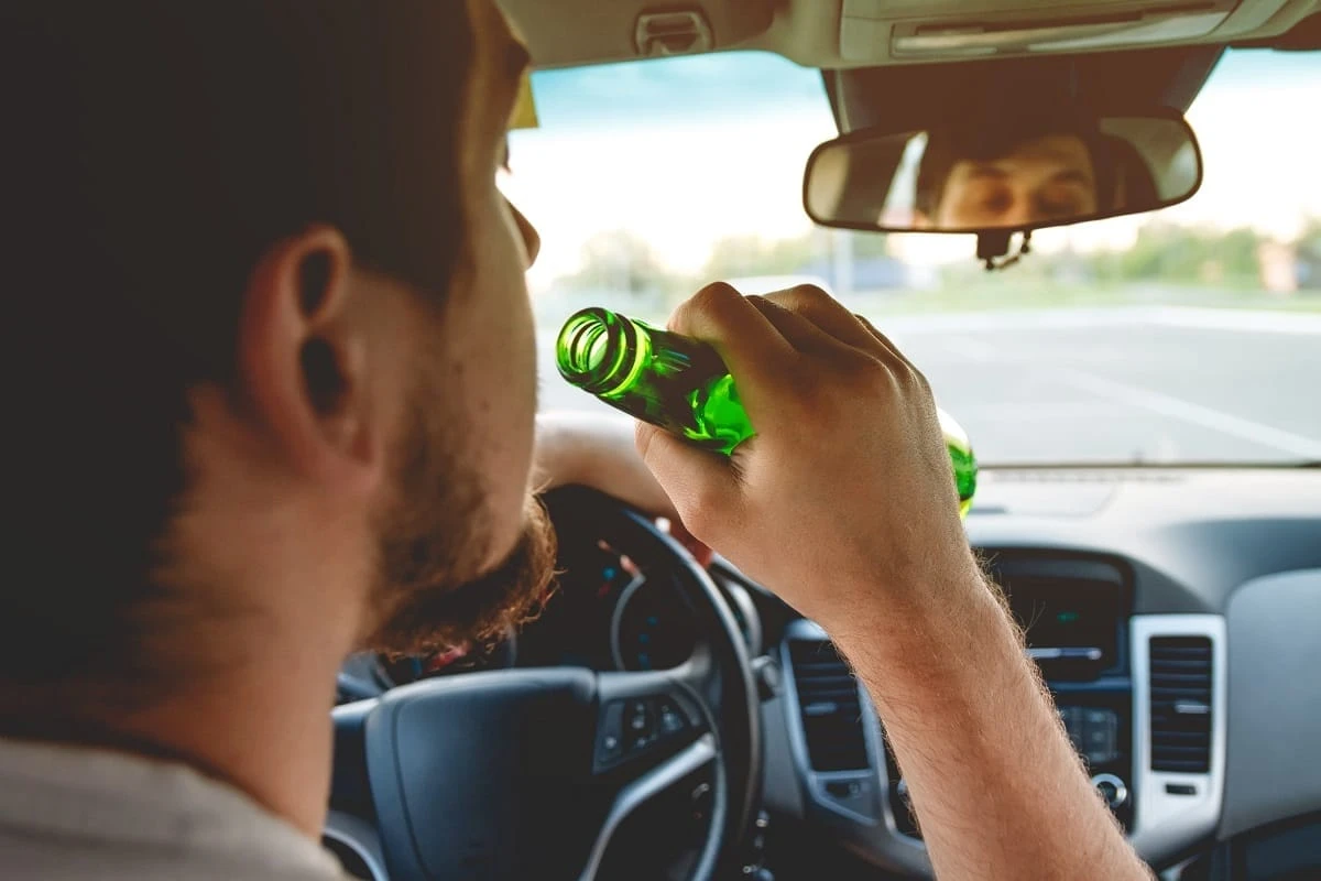 drunk-driving-driving-beer-car.jpg